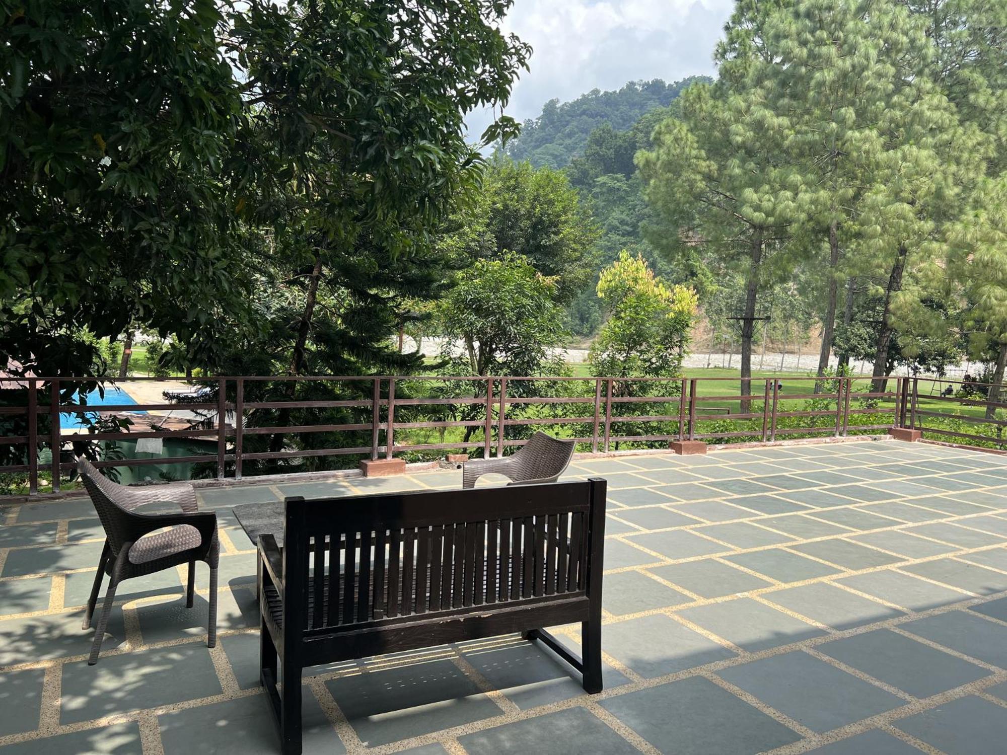 Riverside By Aahma Garjia Exterior foto